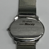 Reloj grabado